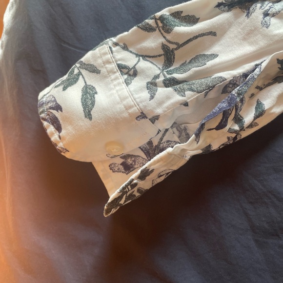 Men’s XS Slim Fit Club Monaco Button Up - Picture 5 of 6